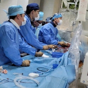 В Алматы проведены уникальные операции по транскатетерной имплантации клапана